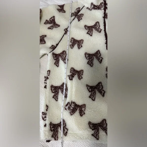 ✨NWT✨ Silver Jeans Co: Sherpa- Size 1X (pit to pit approx 24.5 inches) - Picture 5 of 9